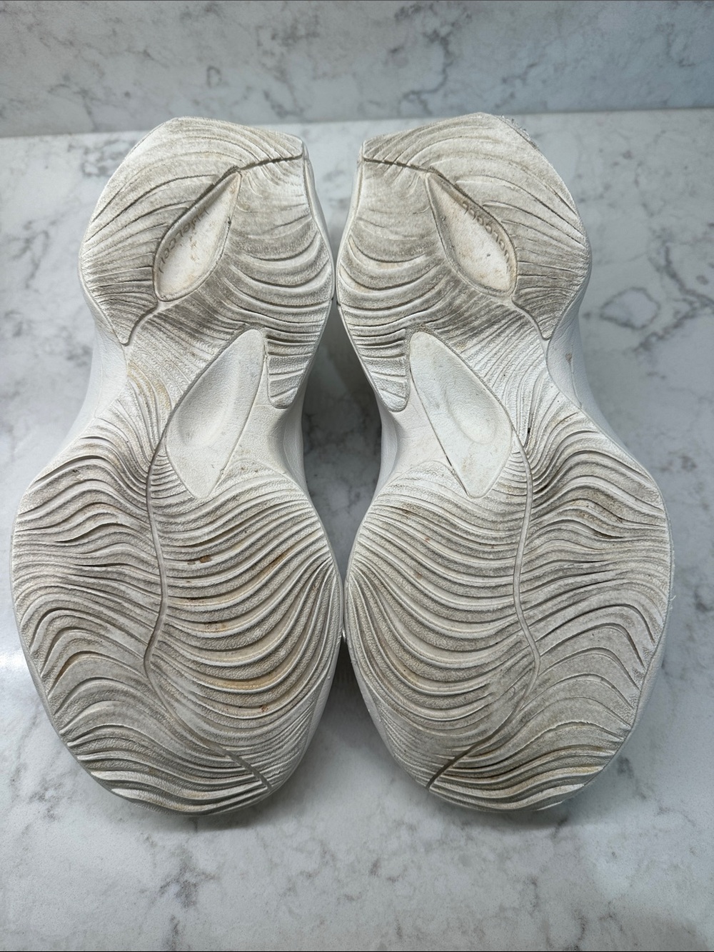 New Balance Women's White Chunky Dad Sneakers - Picture 6 of 7